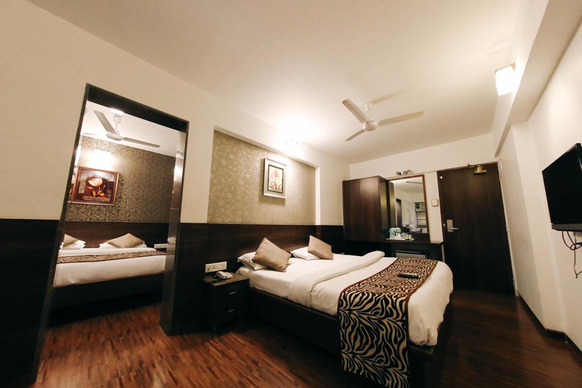 Hotel Maharana Inn Chembur Bombay Extérieur photo