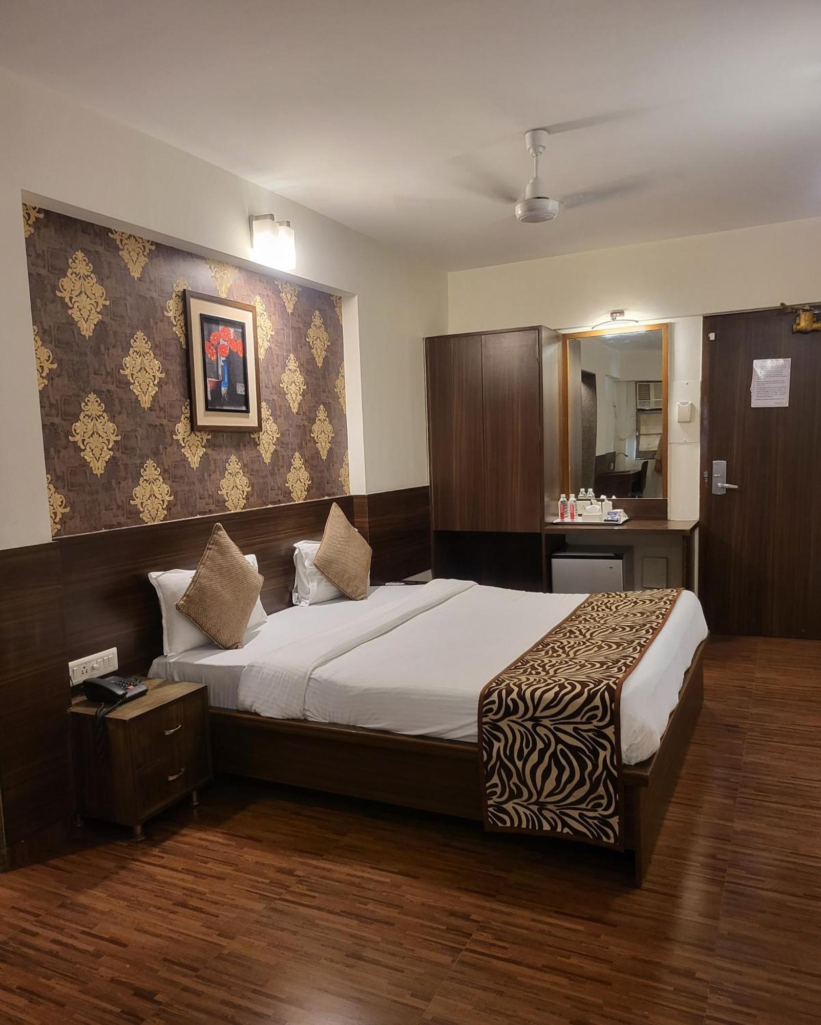 Hotel Maharana Inn Chembur Bombay Extérieur photo