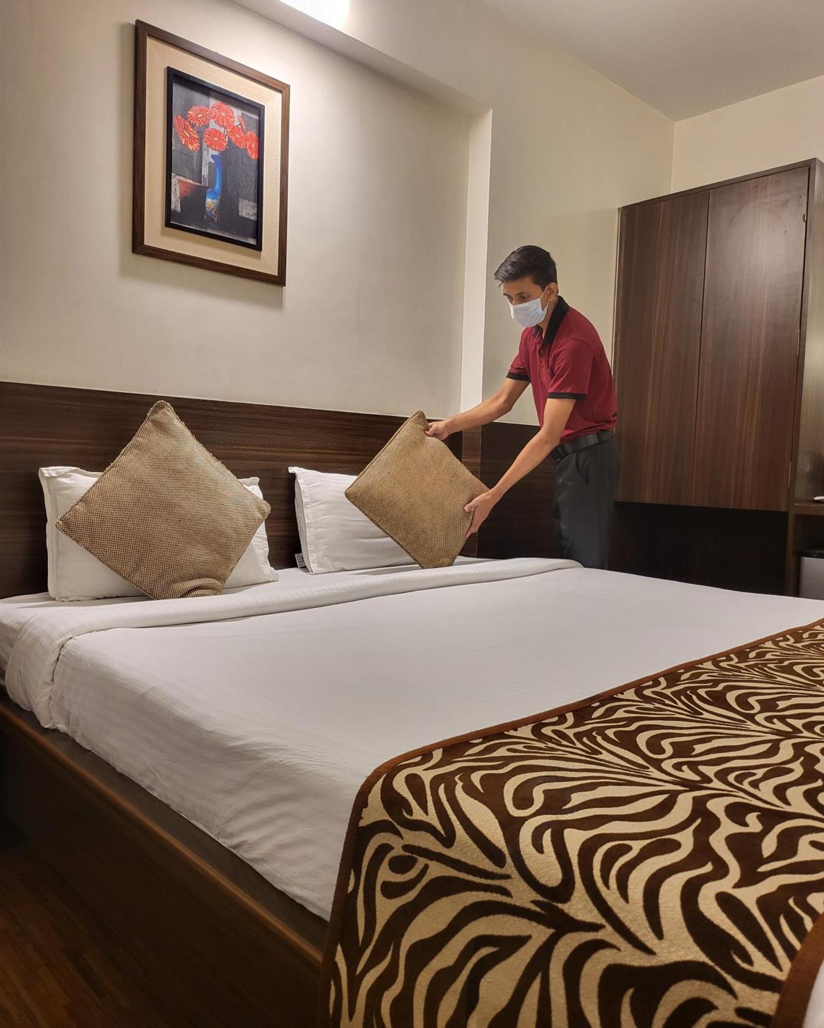 Hotel Maharana Inn Chembur Bombay Extérieur photo